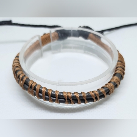 Men's Bracelet Leather Braided Brown New f30 - Picture 1 of 1